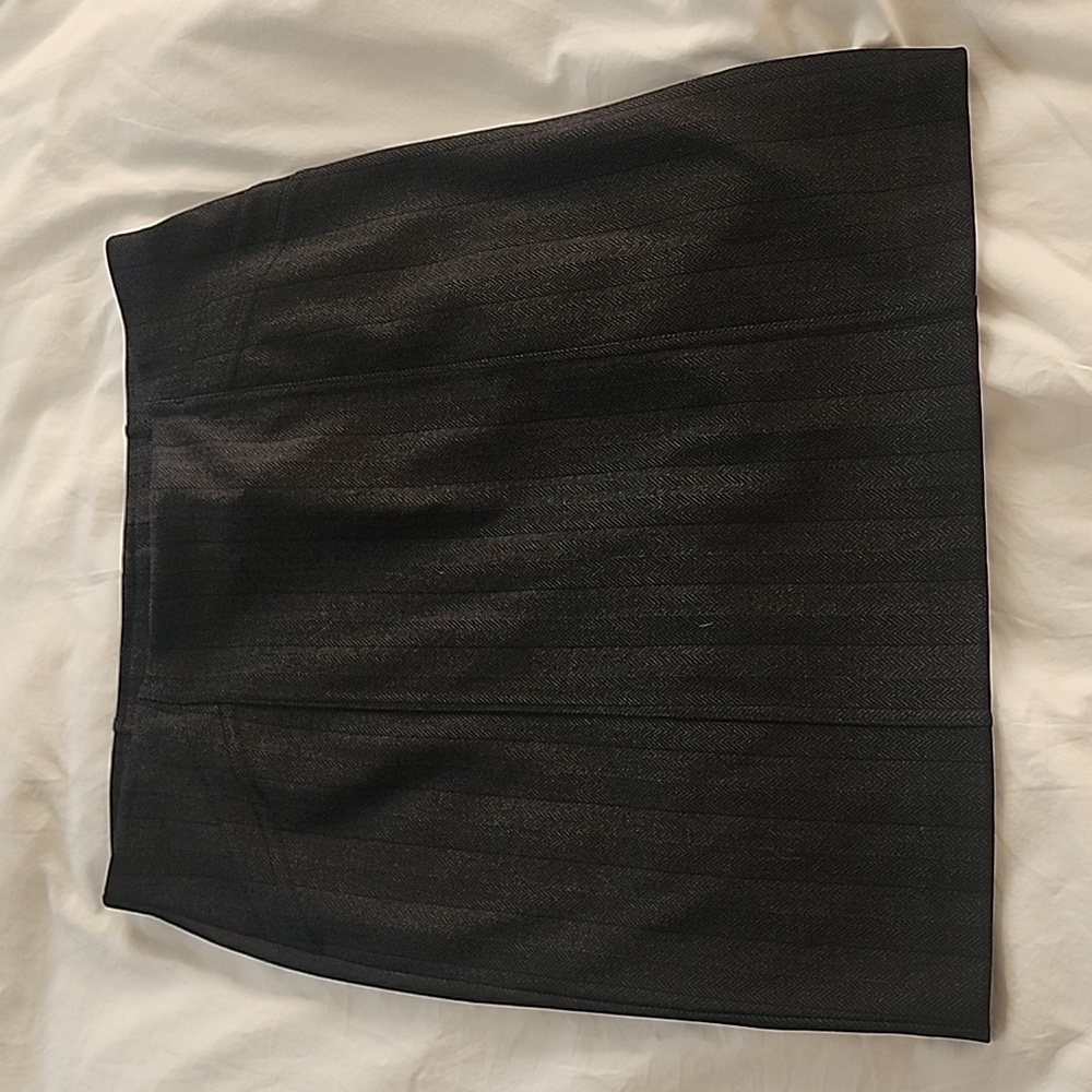 Express size medium grey plain skirt NWT
